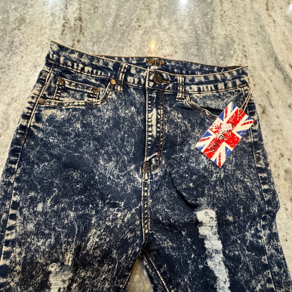 NWT VIP 11/12 Dark Acid Wash Skinny Jeans - Picture 3 of 5